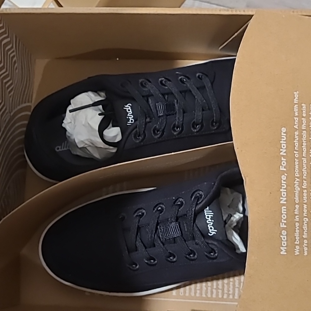 Allbirds Canvas Pacer black, brand new, size 8